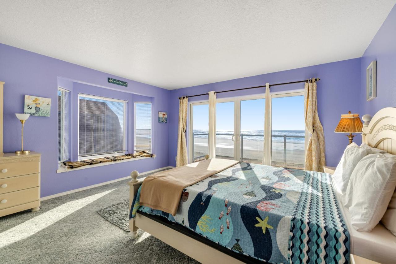 Ace'S Beach House Rockaway Beach Esterno foto
